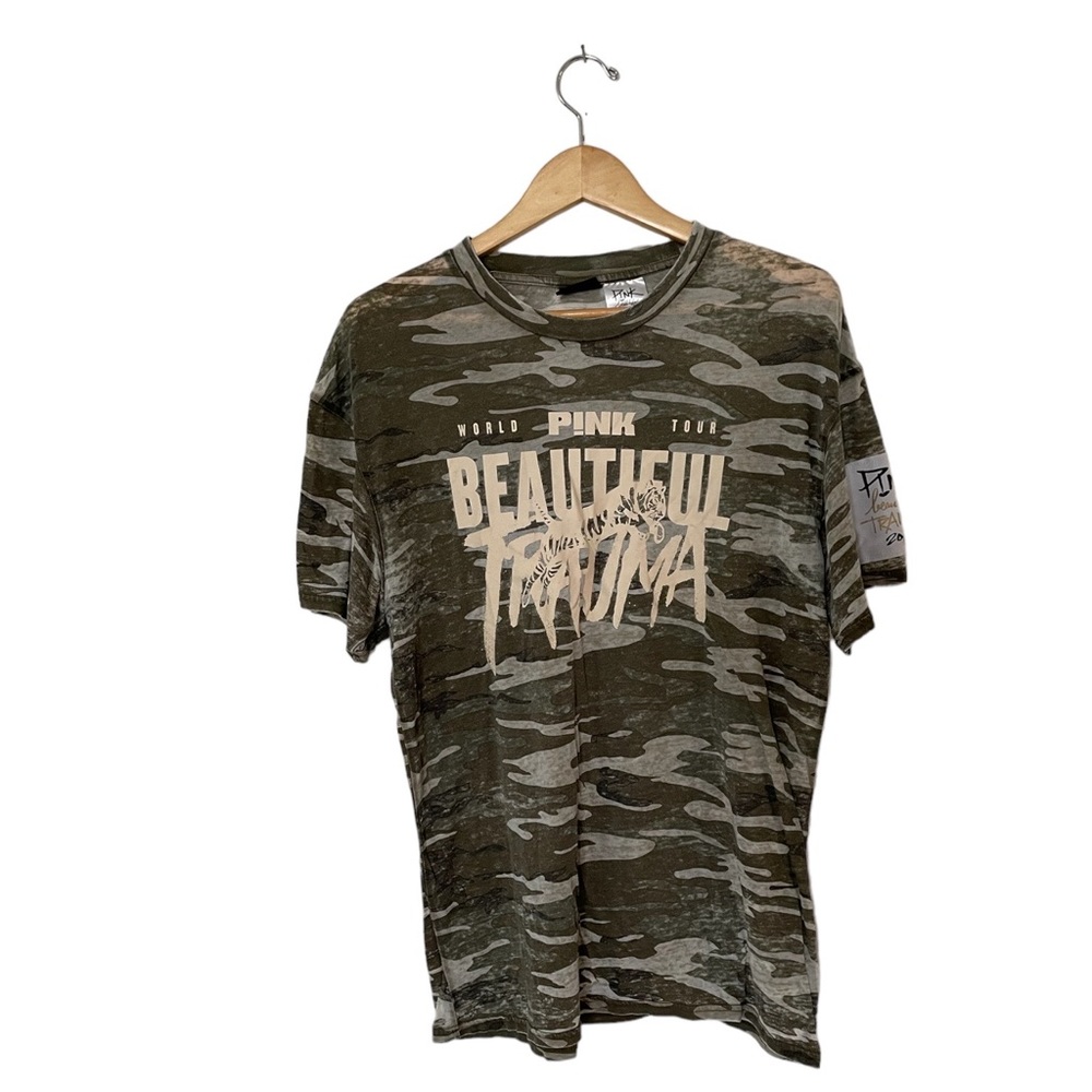 PINK Beautiful Trauma World Tour 2019 Band Concert T-Shirt Large L Camo